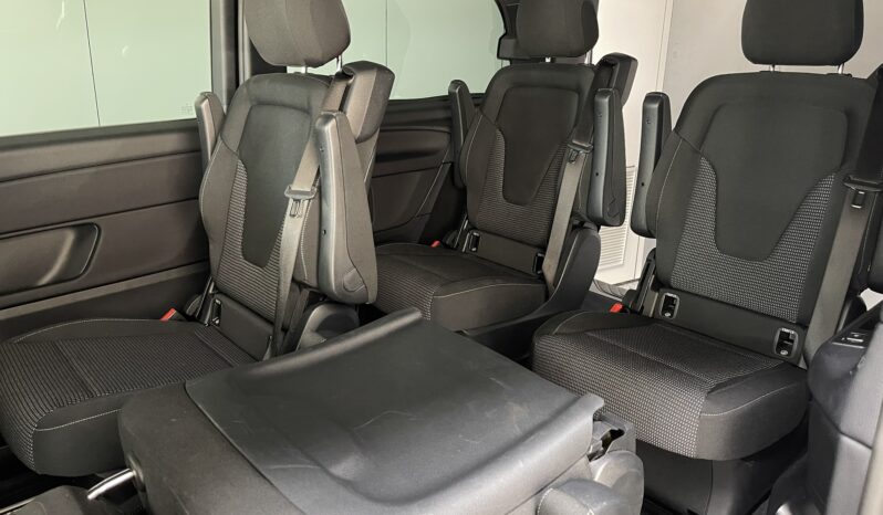 Mercedes Benz V 250d AMG Line Larga 190Cv full